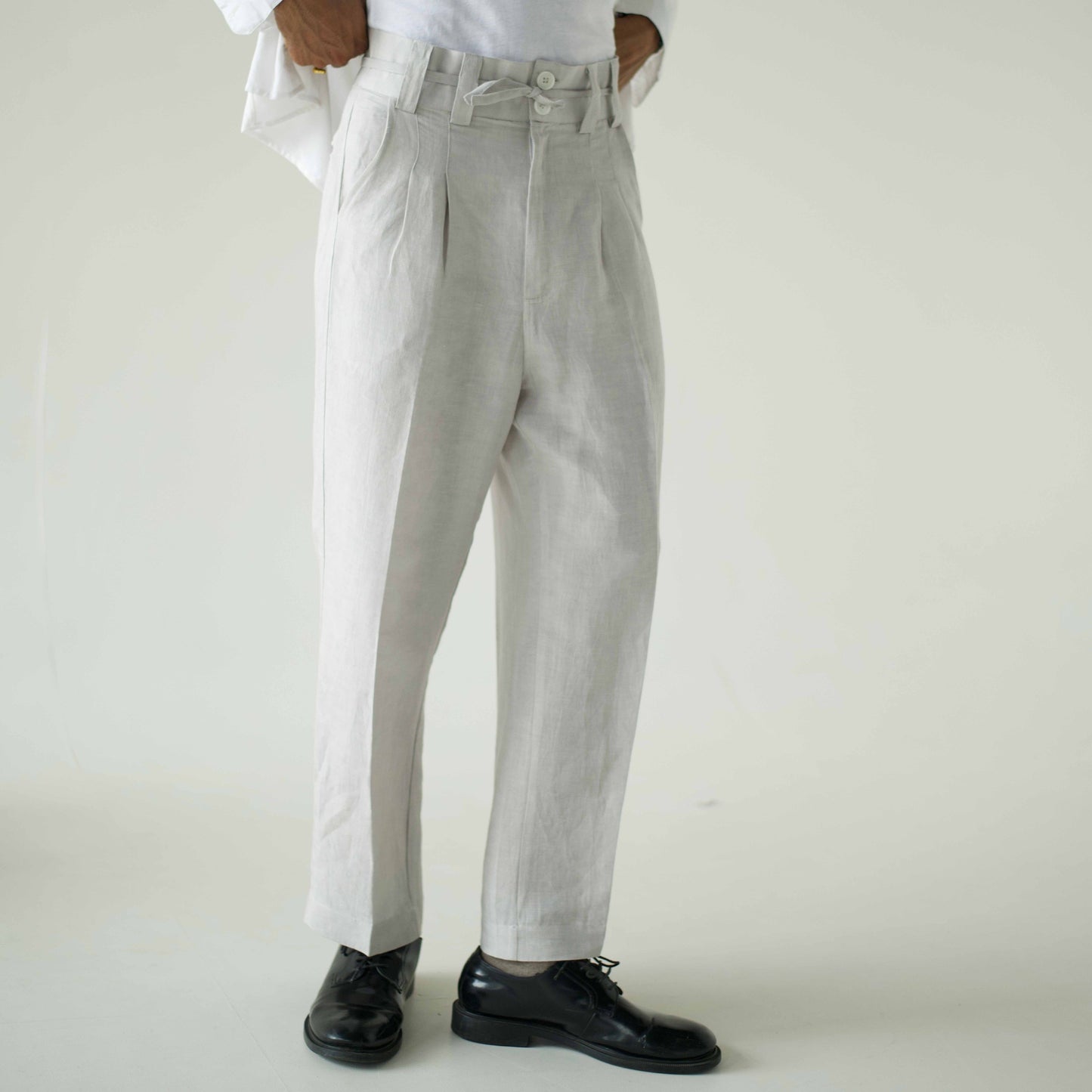 The Linen Grey Trouser