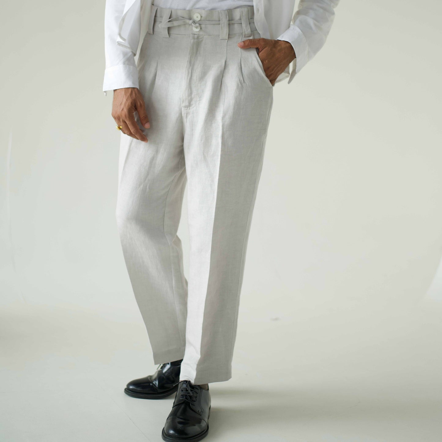 The Linen Grey Trouser